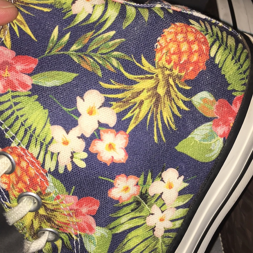 RARE Converse Pineapple & Floral High Tops - Picture 7 of 8
